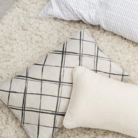 fashionable stripe print fabric pillowcase in black and white