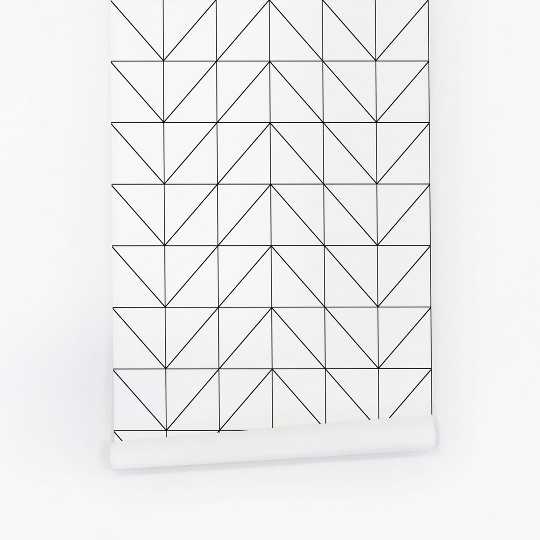 simple design wallpaper with chevron black and white lines pattern
